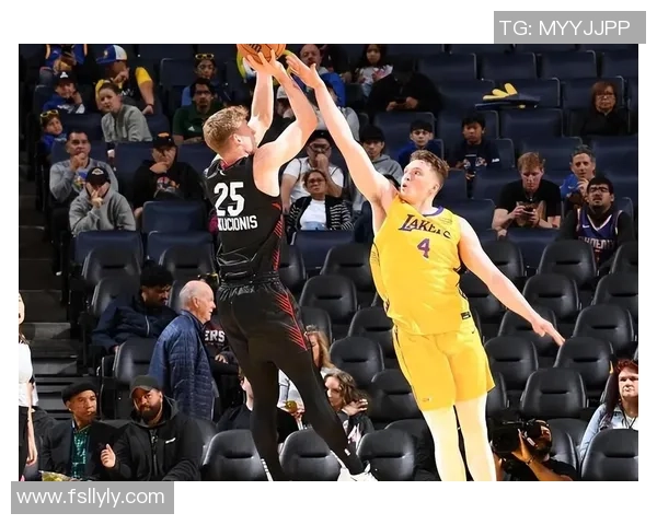 湖人对阵热火明天的精彩对决值得期待，谁将赢得胜利成为焦点