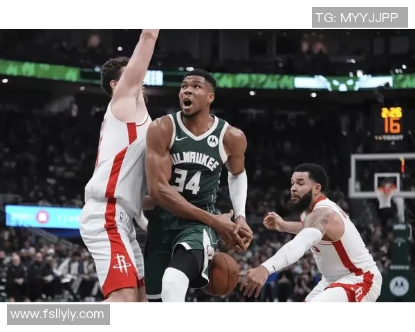 猛龙与雄鹿激战第4节精彩回顾关键时刻决胜负的精彩瞬间与战术分析 猛龙与雄鹿激战第4节精彩回顾关键时刻决胜负的精彩瞬间与战术分析